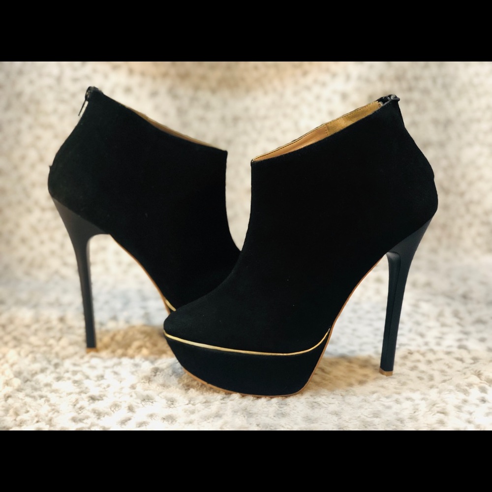 Black ankle boots